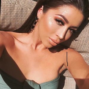 Meet your Posher, Pamela